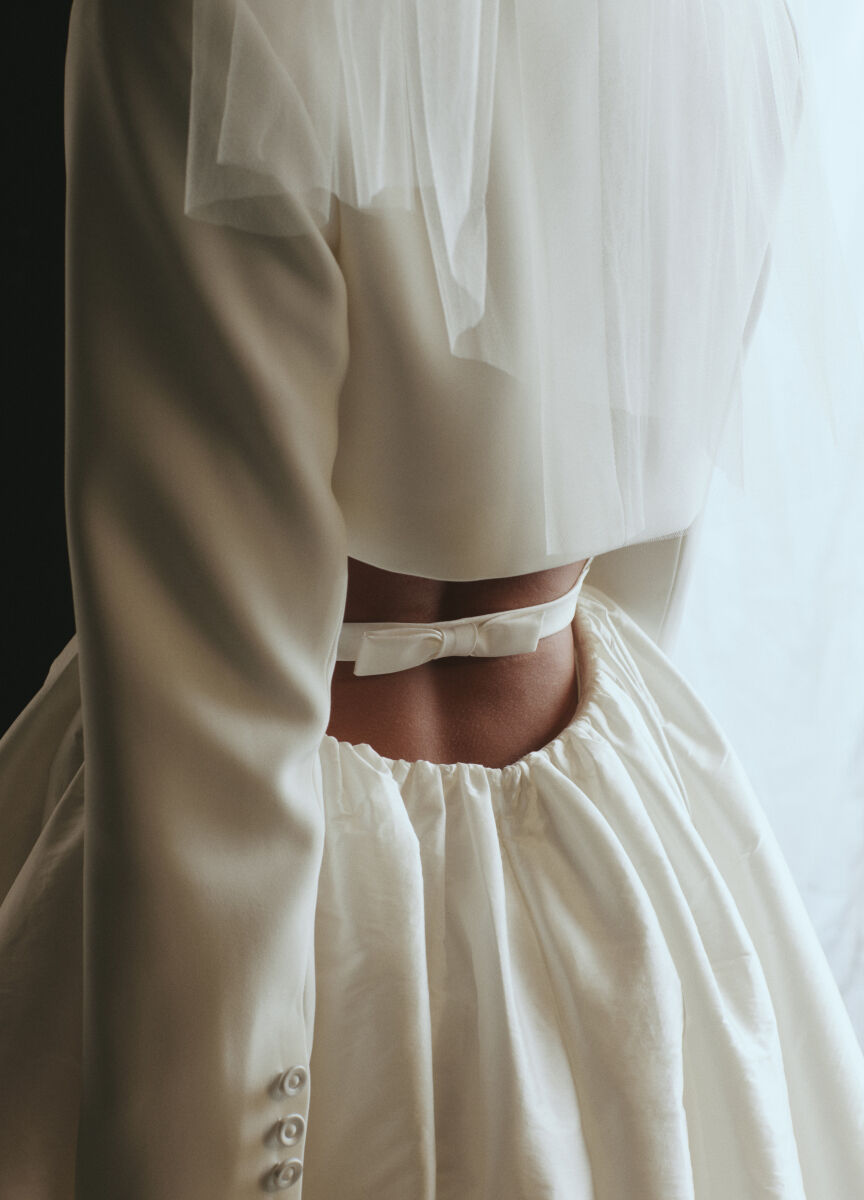 2023 Wedding dress trends: bow details by Amsale