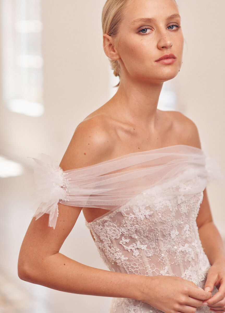 2023 Wedding dress trends: an off-the-shoulder neckline by Mira Zwillinger