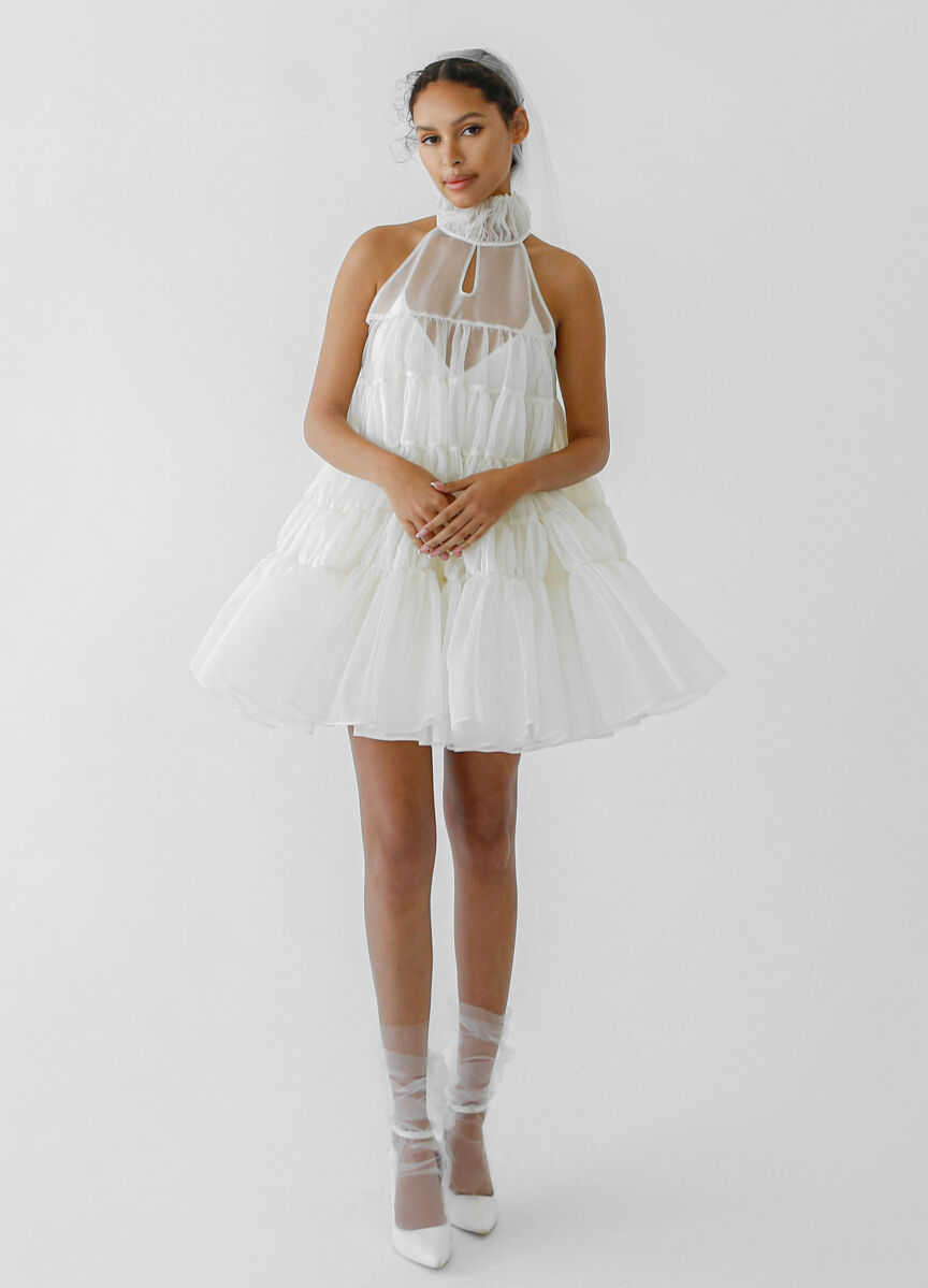 2023 Wedding dress trends: a bridal minidress by Odylyne the Ceremony