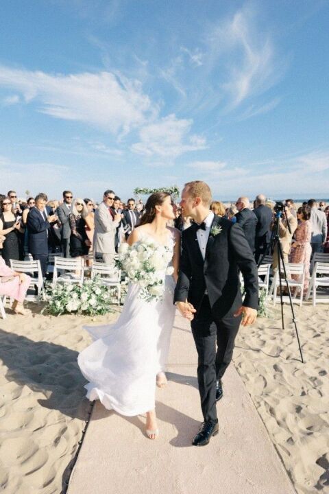 A Beach Wedding for Laura and Dan