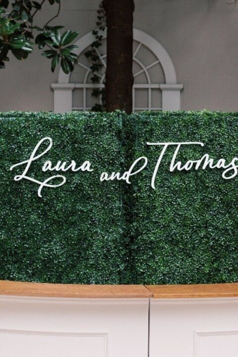 A Classic Wedding for Laura and Thomas
