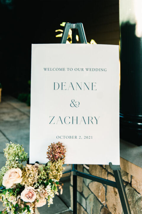 A Classic Wedding for Deanne and Zac