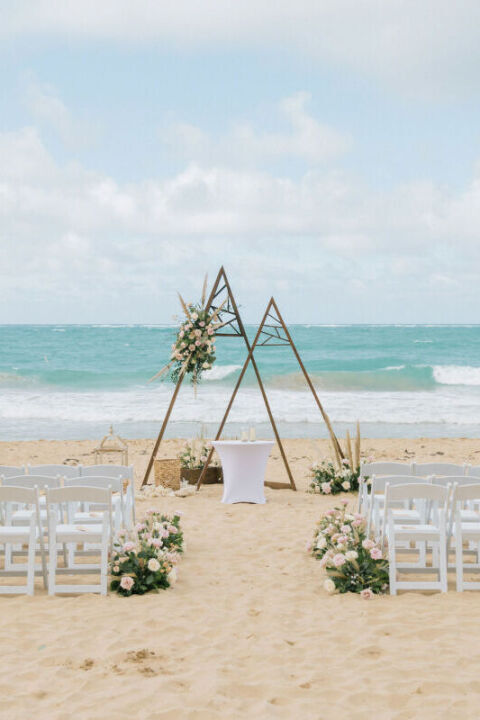 A Beach Wedding for Anita and Eric