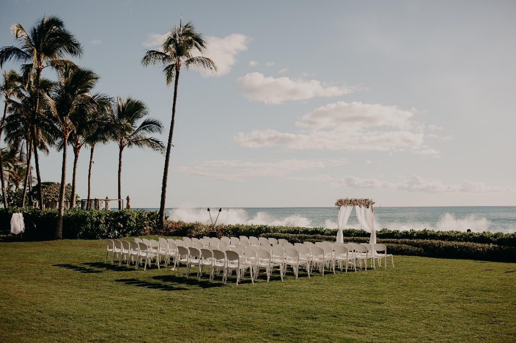 A Glam Oceanfront Wedding At The Four Seasons in Maui, Hawaii