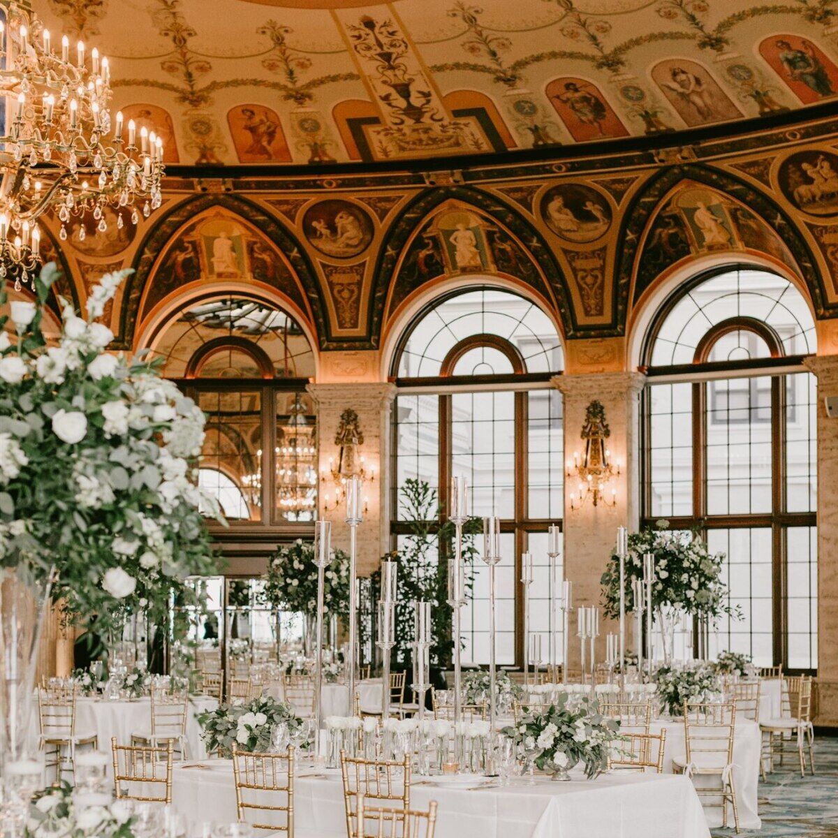 Charming Sites: Luxurious Historic Venues For Elegant Gala Dinners
