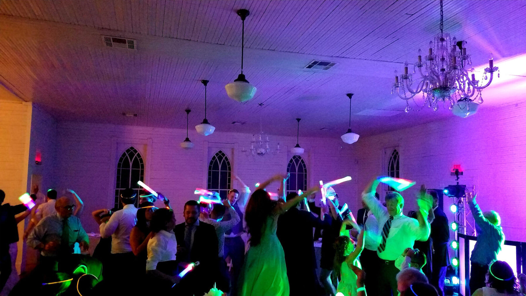 U7 Austin DJ | Wedding Music | Austin, Texas