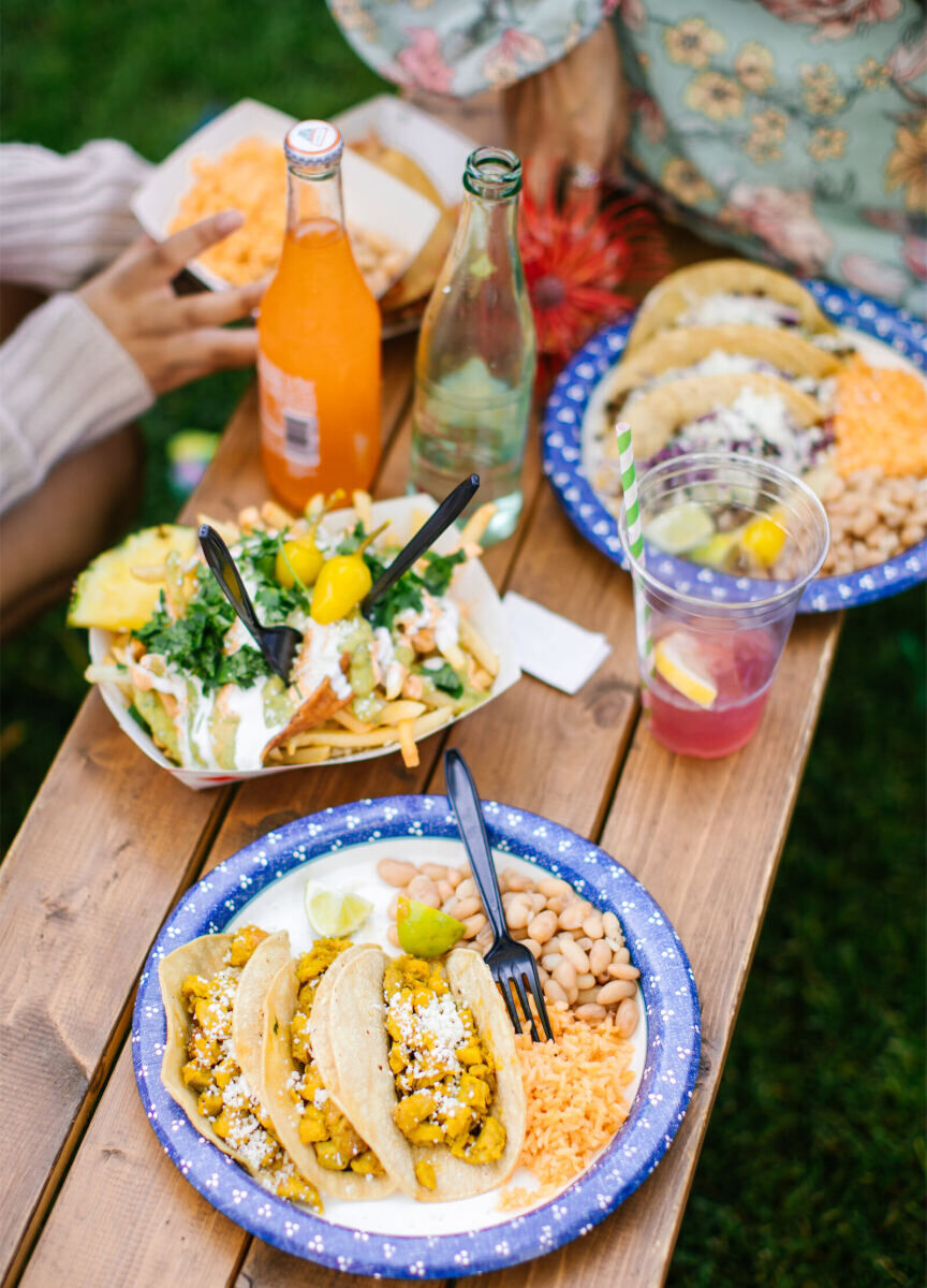 Food from a taco truck was the main fare at this vibrant, outdoor wedding in Fresno, California.