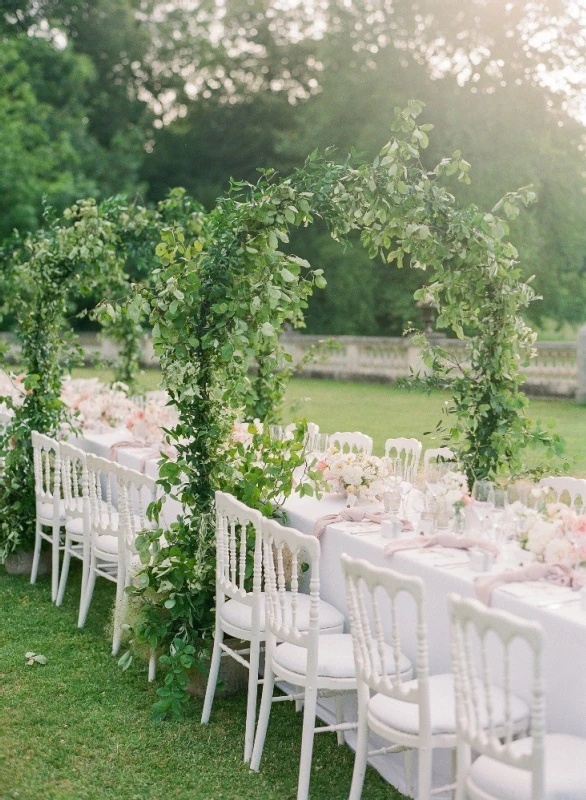 A Classic Wedding for Laura and Craig