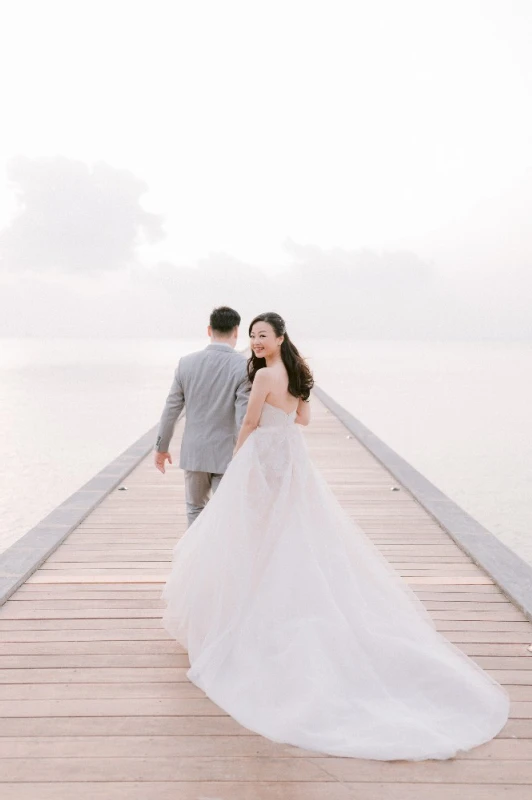 A Beach Wedding for Theresia and Claudio