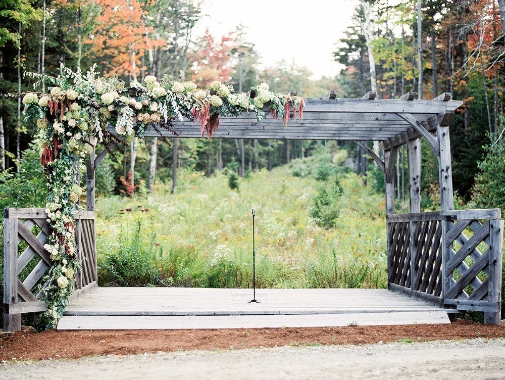 A Garden Wedding for Meaghan and Loren