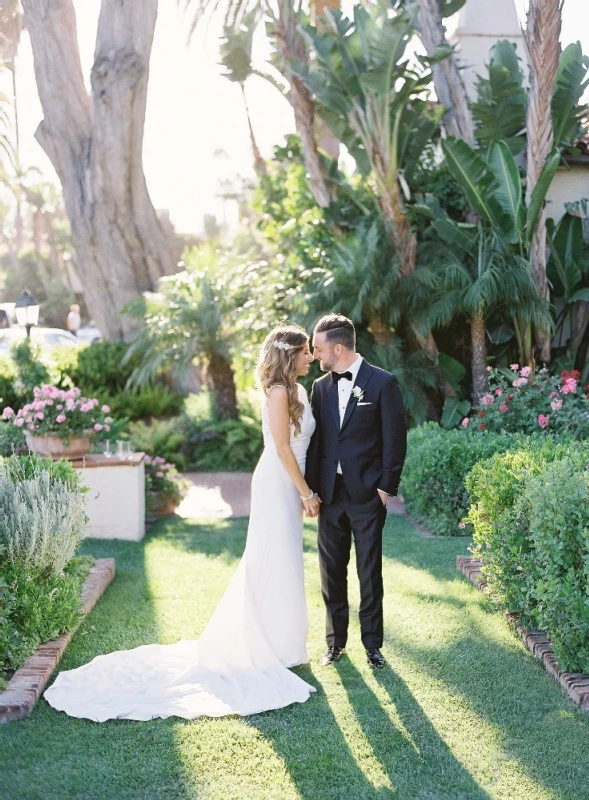 A Beach Wedding for Lindsey and James