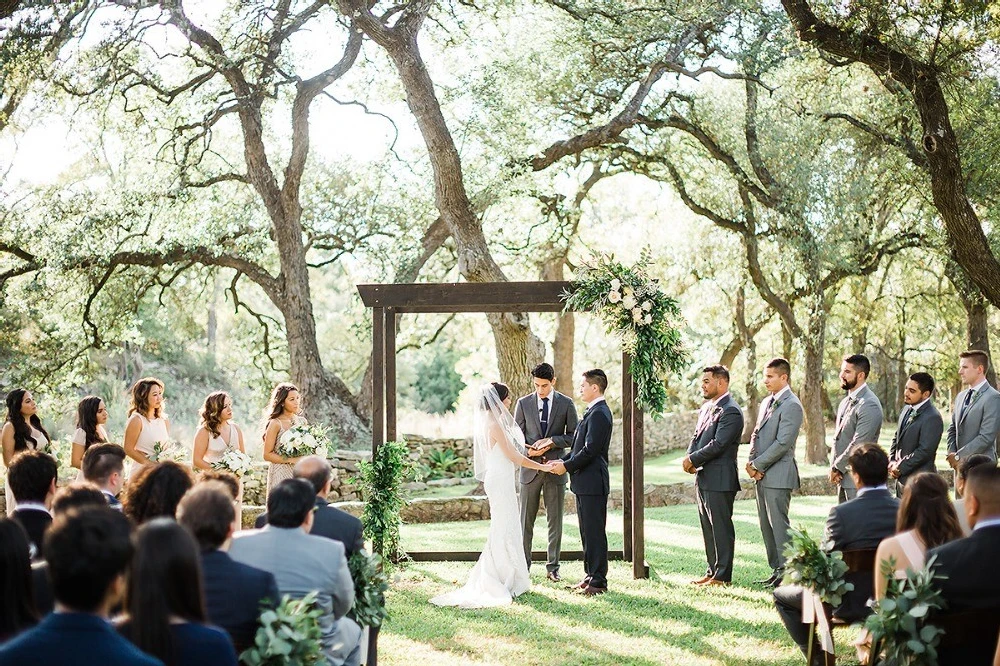 An Outdoor Wedding for Camila and Juan