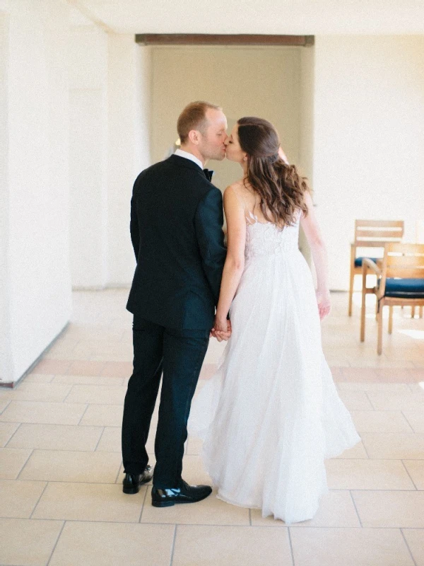 A Beach Wedding for Laura and Dan