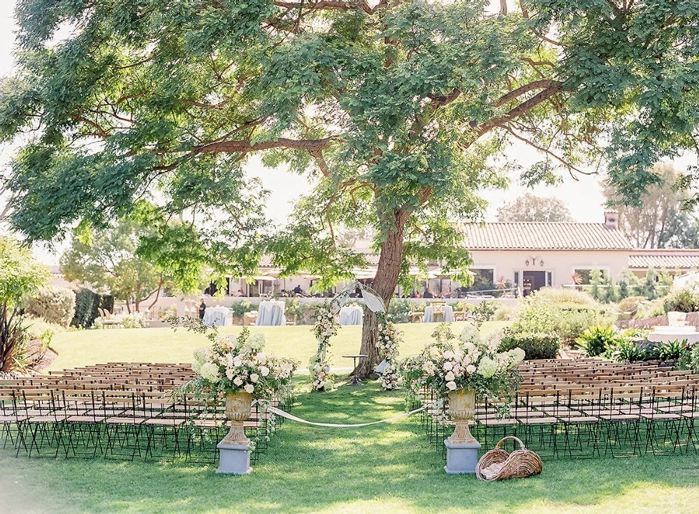 An Outdoor Wedding for Rachel and Corey