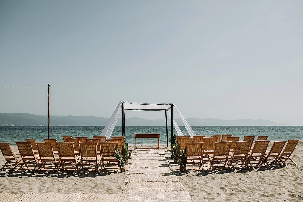 A Beach Wedding for Corinne and Brian