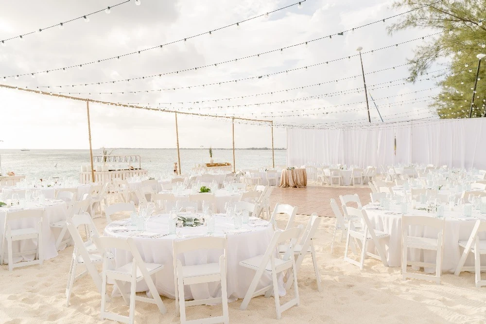 A Beach Wedding for Aimee and Matt