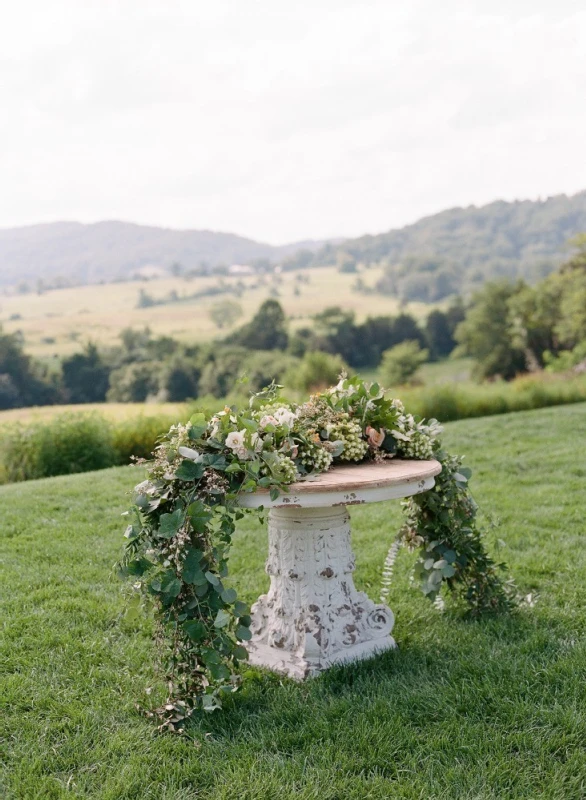 A Classic Wedding for Jenna and William