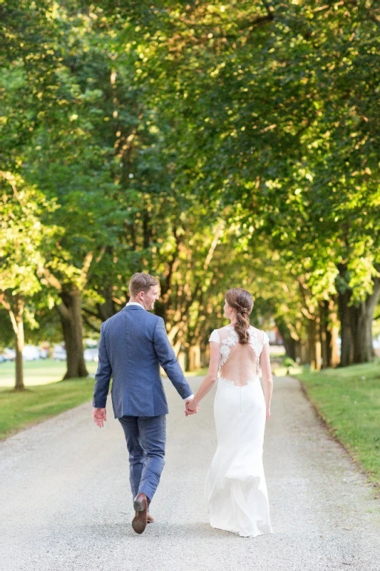 A Country Wedding for Sarah and Josh