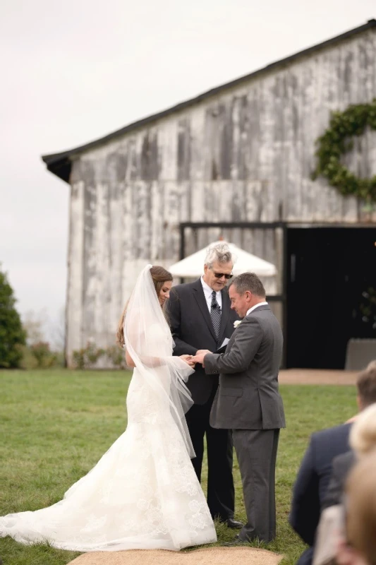 A Classic Wedding for Halie and Mitch