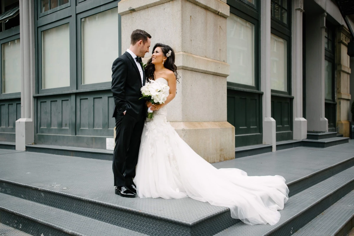 A Classic Wedding for Theresa and Jay