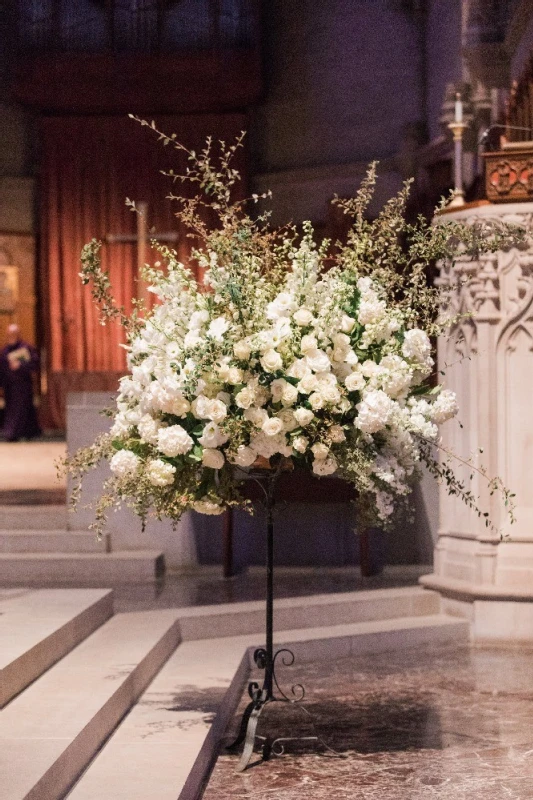 A Classic Wedding for Caitlin and Gavin