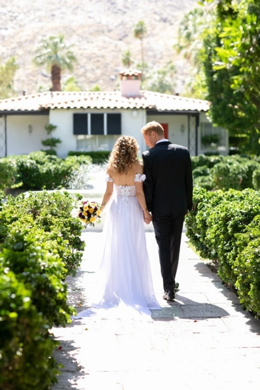 An Outdoor Wedding for Jessica and Alex