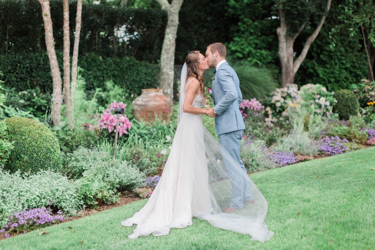 A Beach Wedding for Jenna and Peter