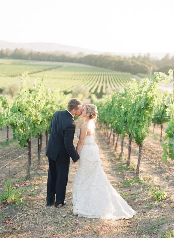 An Outdoor Wedding for Candice and Matt