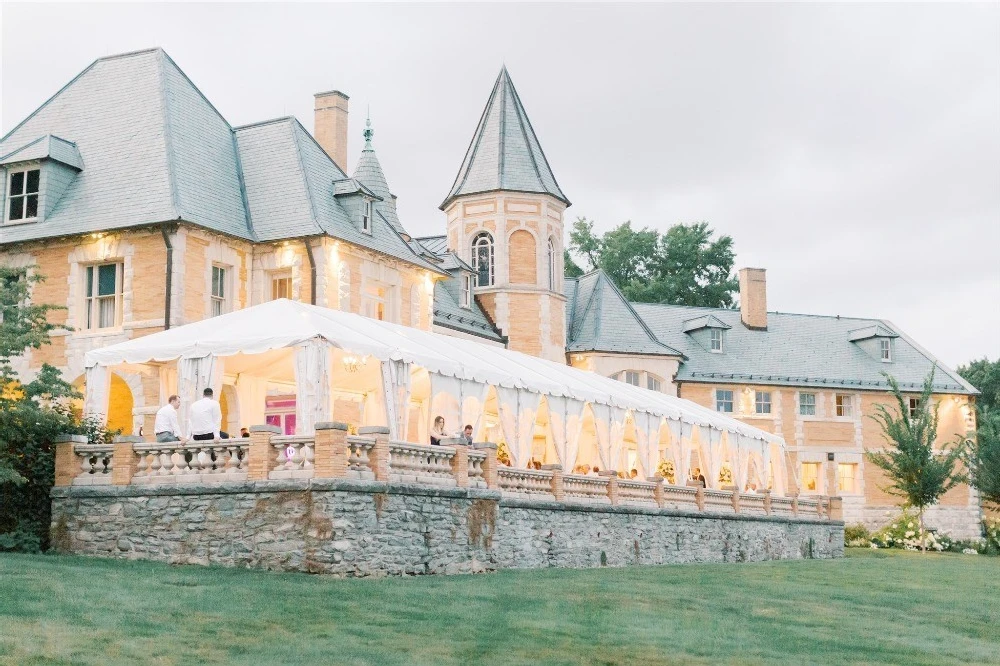 A Classic Wedding for Alexa and Stephen