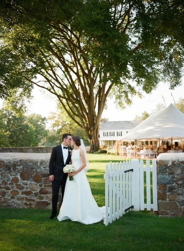 A Classic Wedding for Kelsey and Max