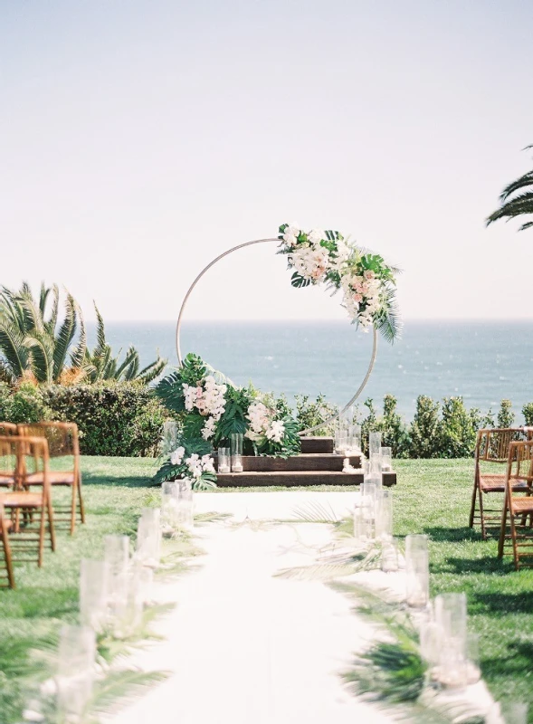 A Beach Wedding for Taylor and Andrew