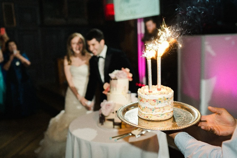 An Indoor Wedding for Chriss and Matt