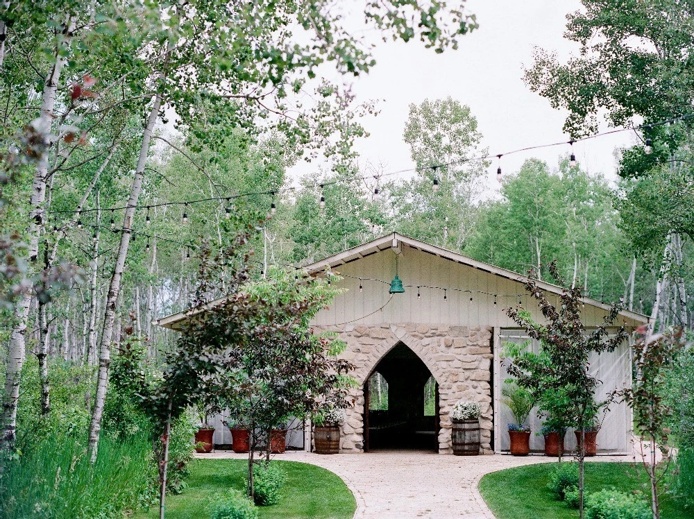 A Rustic Wedding for Jessica and Donny