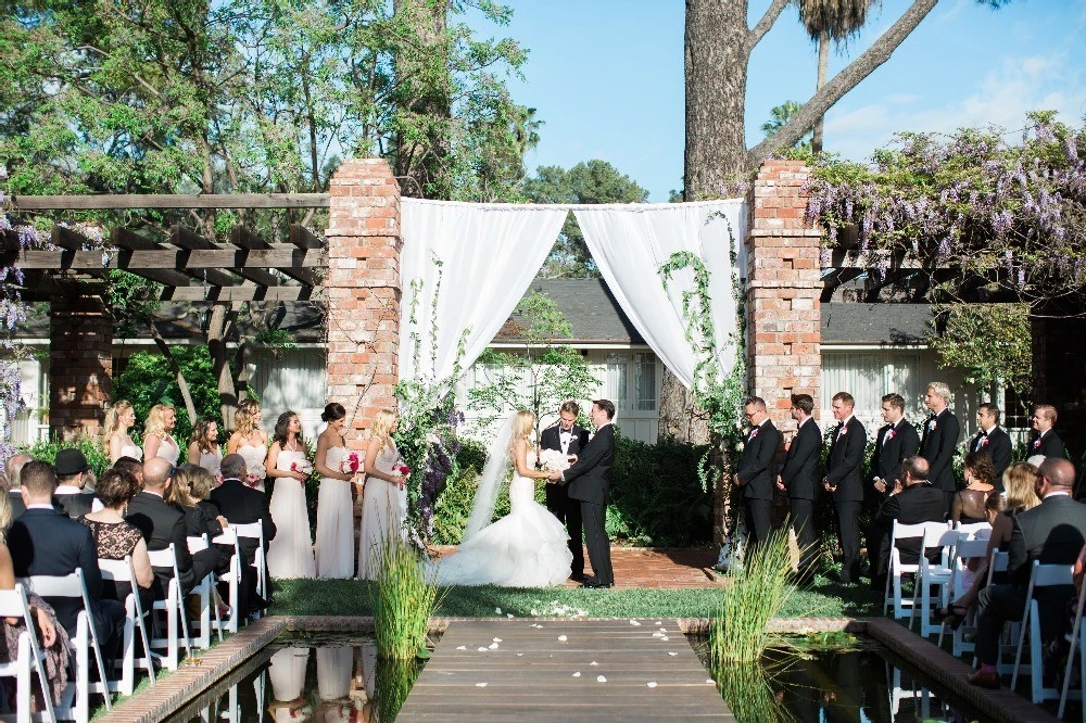 A Beach Wedding for Elizabeth and Jimmy