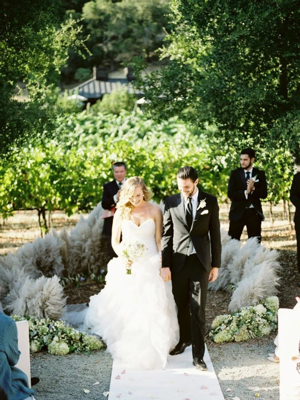 A Rustic Wedding for Mary and Mario