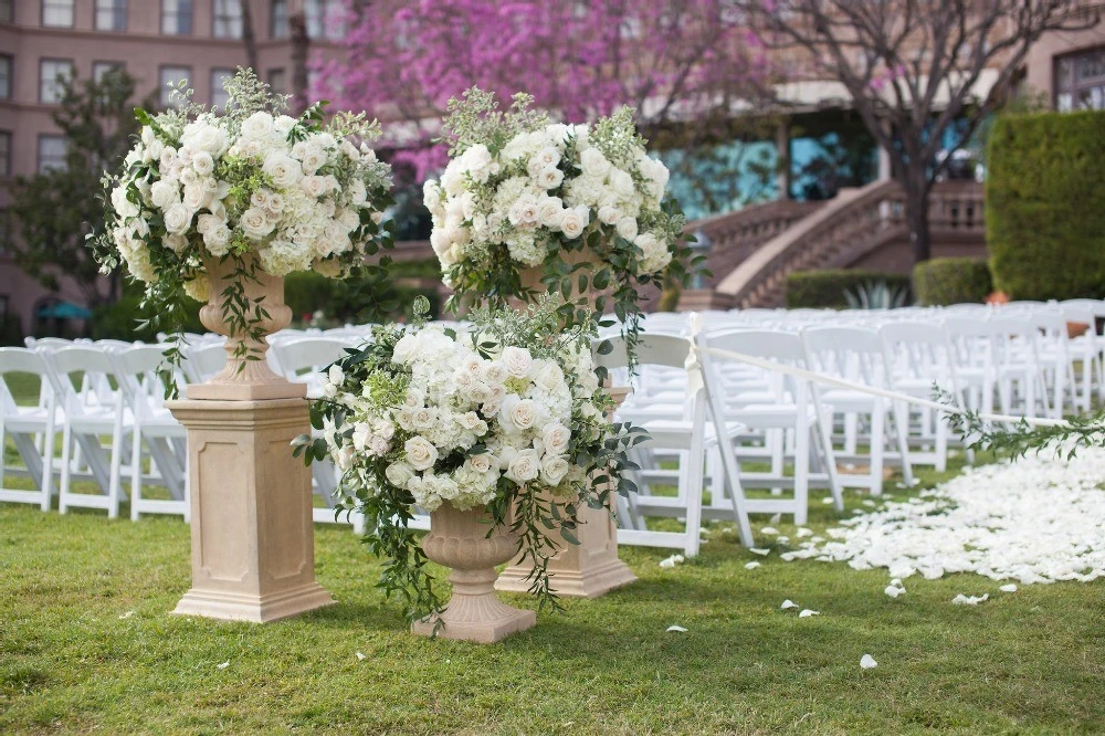 A Classic Wedding for Shannon and Gino