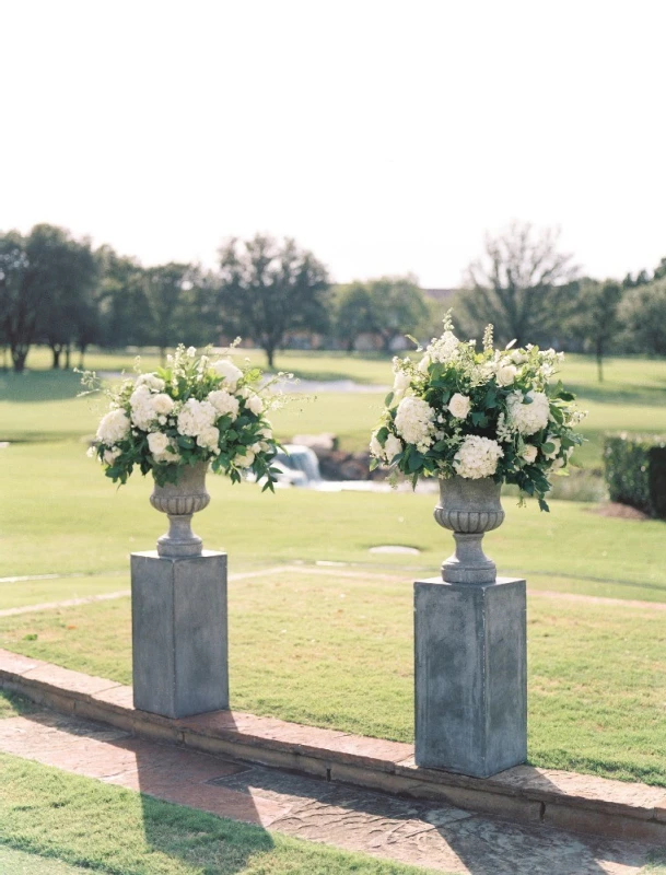 A Classic Wedding for Amanda and Christian