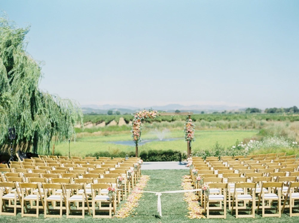 An Outdoor Wedding for Erica and Dan