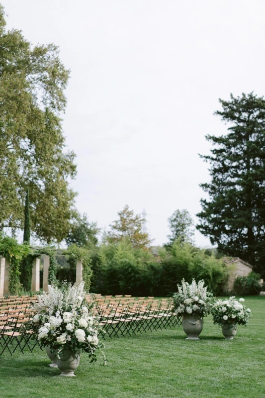 An Outdoor Wedding for Carolyn and Matt