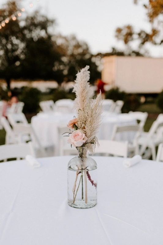 A Classic Wedding for Amanda and Kyle