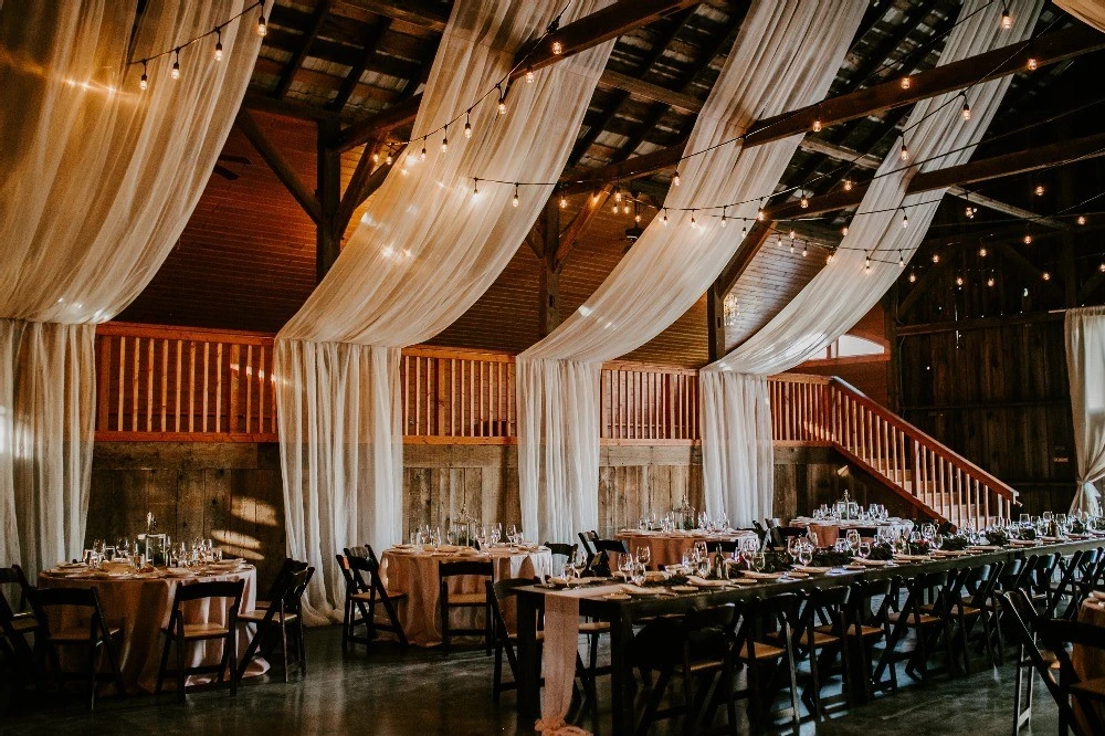 A Rustic Wedding for Nicole and Colin