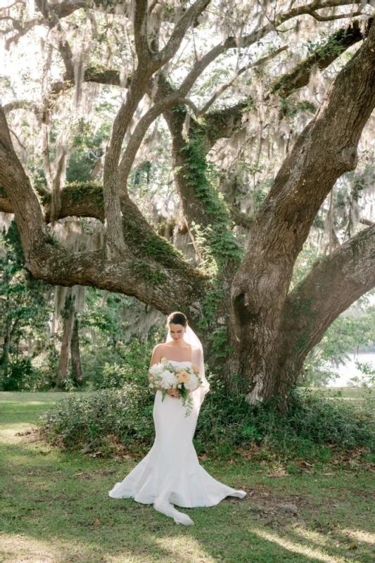 A Classic Wedding for Lucy and Trip