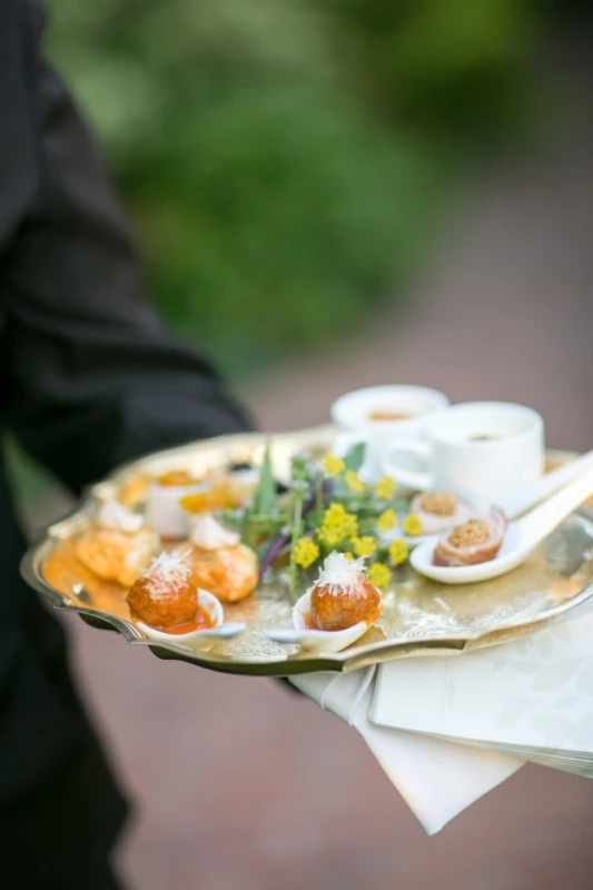 A Classic Wedding for Jennifer and Brad