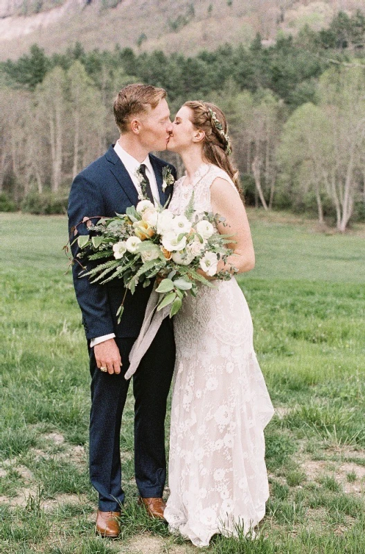 A Rustic Wedding for Anne and Andy