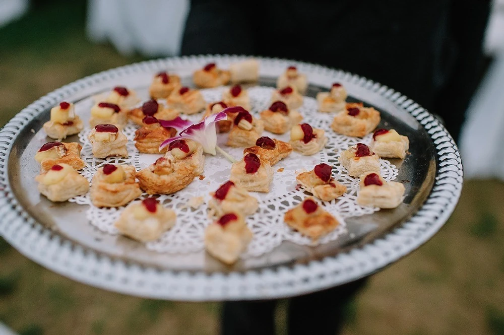 A Wedding for Charlotte and Will