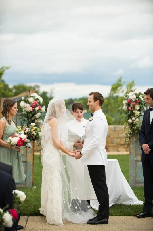 A Classic Wedding for Diana and Michael