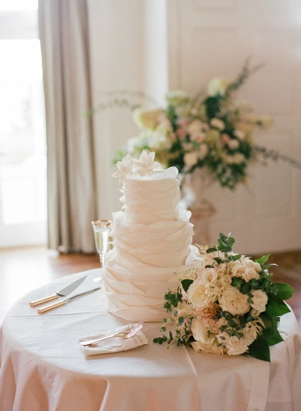 A Classic Wedding for Amy and Vincent