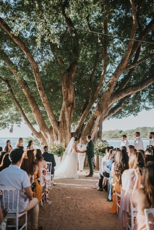 A Beach Wedding for Areli and Jorge