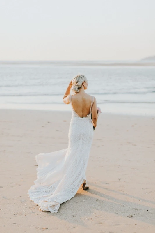 A Beach Wedding for Mickie and Steve