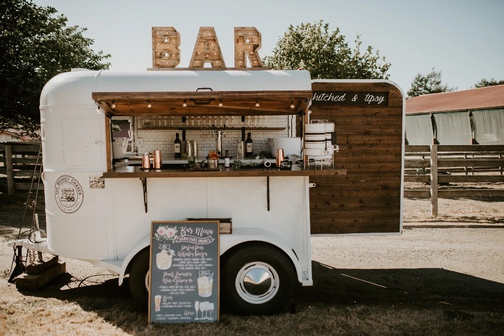 A Rustic Wedding for Nicole and Colin